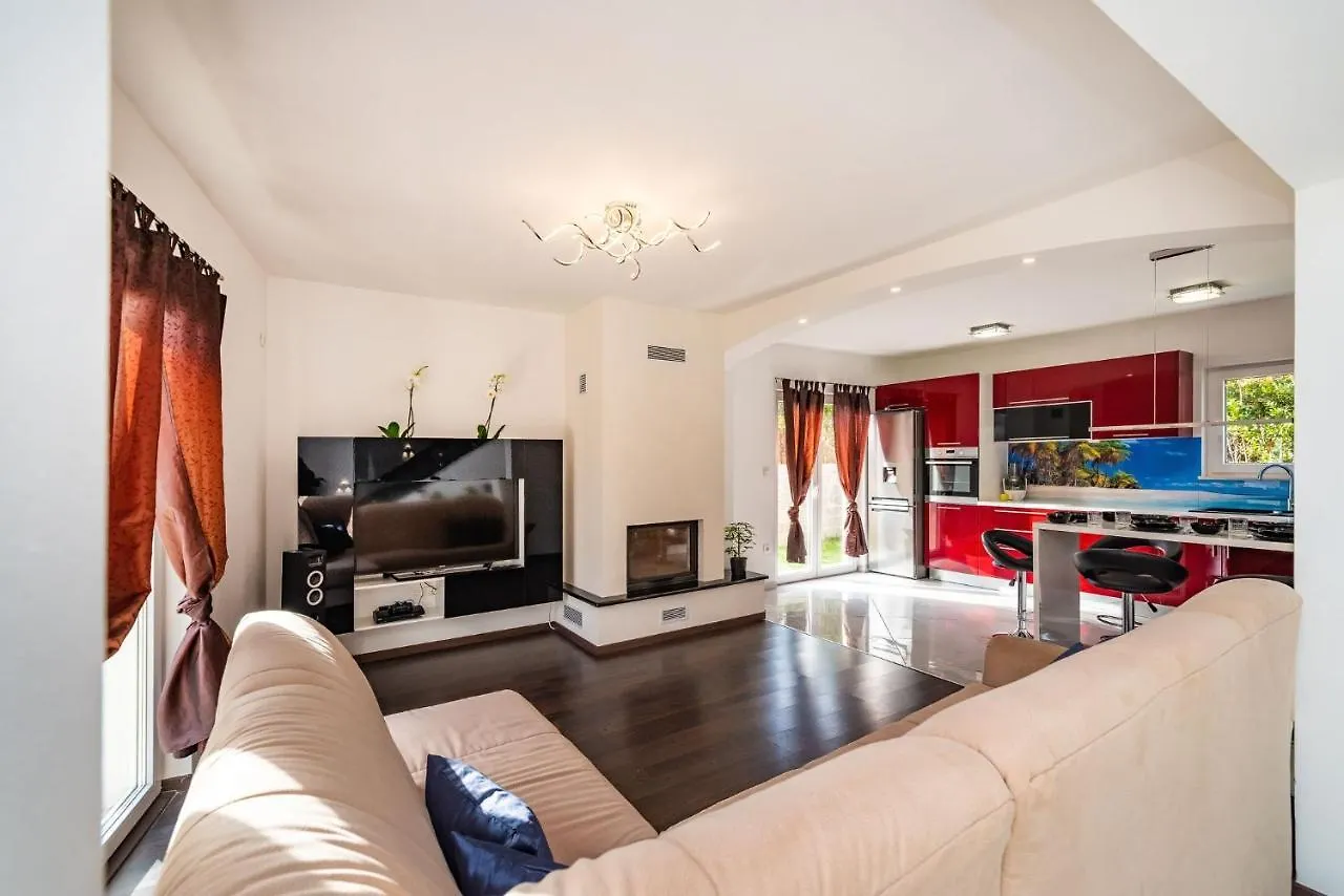 בית נופש Holiday House With A Parking Space Nin, Zadar - 18143 קרואטיה